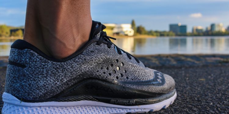 Zapatillas running con drop bajo de 4 mm