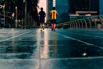 courir-sous-la-pluie