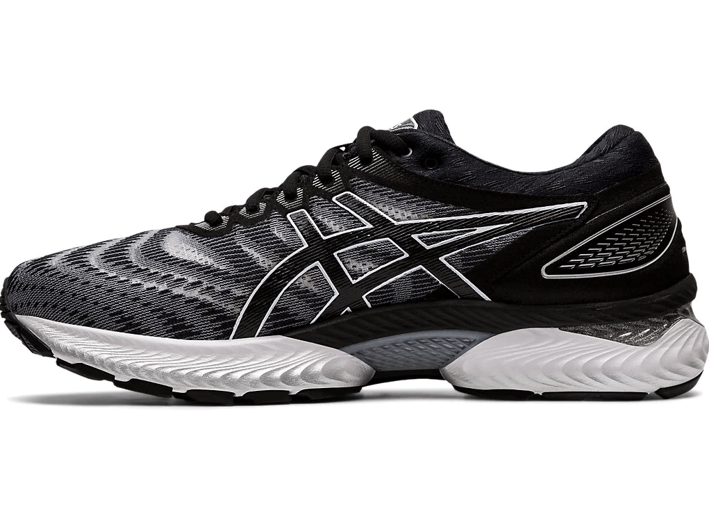 asics pied large