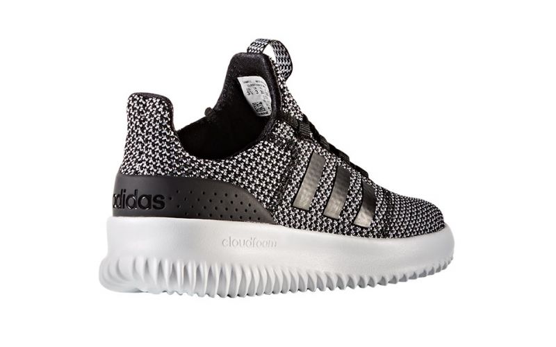 ADIDAS CLOUDFOAM ULTIMATE JUNIOR SCHWARZ - Sneakers Junior