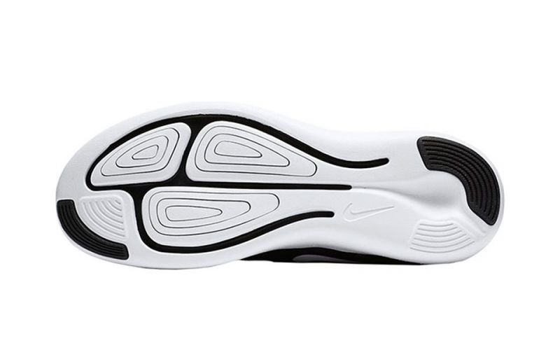 NIKE LUNAR APPARENT NEGRO BLANCO | Oferta especial Streetprorunning