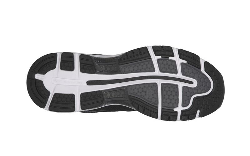 oferta asics nimbus 20