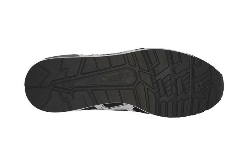 Asics lyte deals trainer black