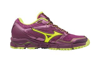 MIZUNO WAVE DAICHI 3 MUJER VIOLETA AMARILLO NEGRO J1GK187144