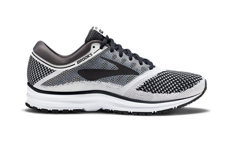 brooks revel black and white