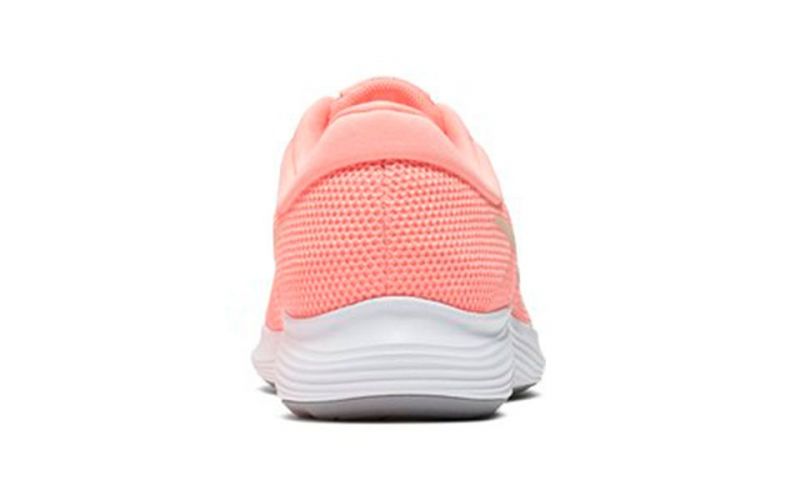 Nike Revolution 4 Rosa Mujer - Tracción y amortiguamiento