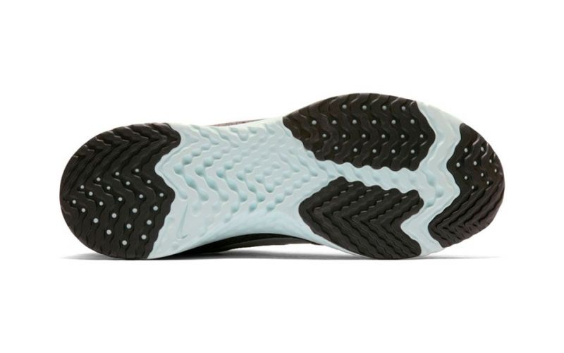 nike odyssey react women's grey