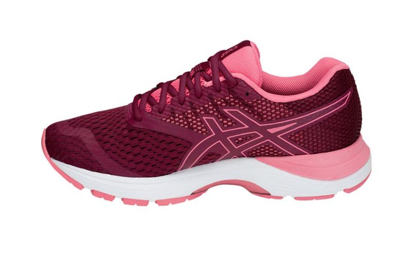 asics running gel pulse 10 trainers in burgundy