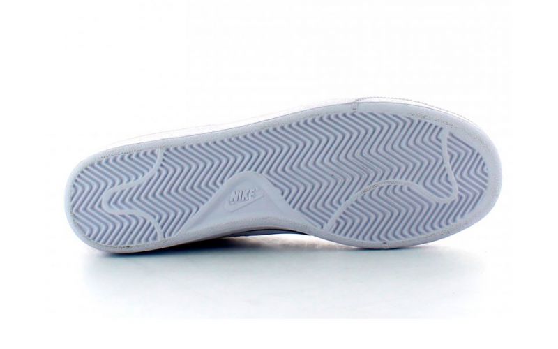 Court royale suede sales sneaker