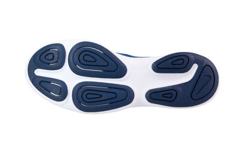 Tenis revolution hotsell 4 nike