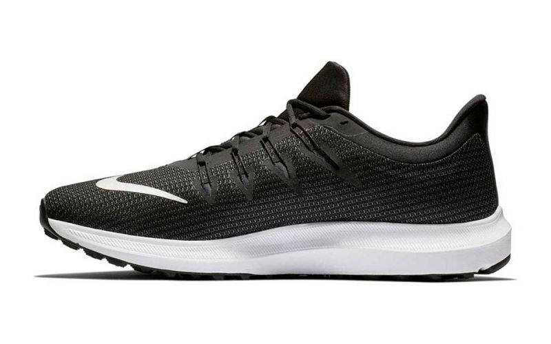 Nike Turbo black white - Flexibility lightness