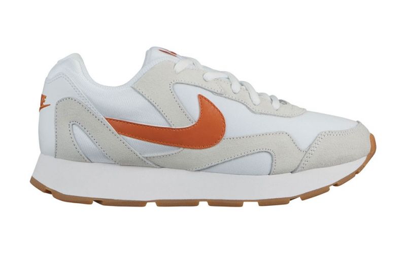 wmns nike delfine