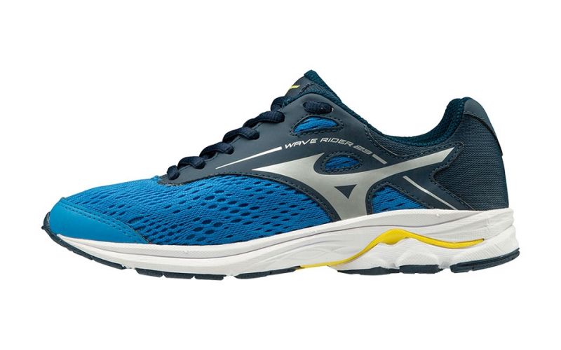 mizuno boys running shoes