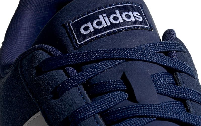 ADIDAS Court Azul - Estilo Clásico