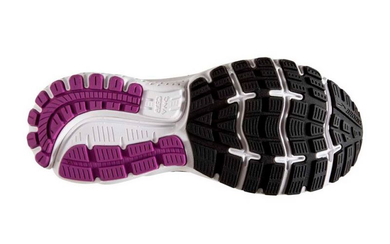 brooks ghost 12 black and pink