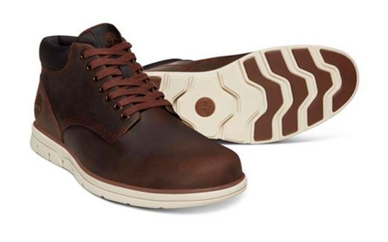 Bradstreet Chukka Leather Marrón - Estilo y