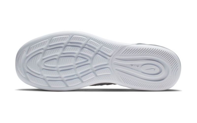 Nike Nike Air Max Axis Blanco / negro | platanitos.com