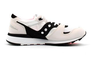 SAUCONY AZURA BLANCO NEGRO S70437-11