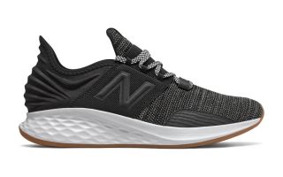NEW BALANCE FRESH FOAM ROAV NEGRO BLANCO MROAVKB