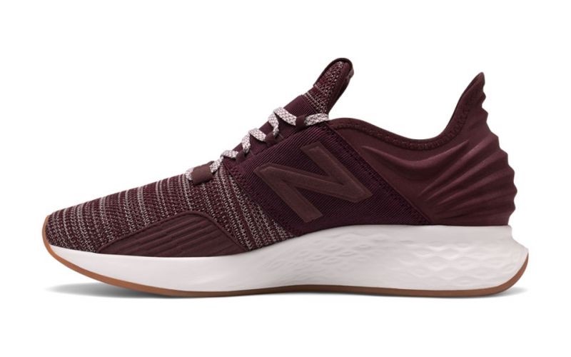 New Balance Fresh Foam Roav maroon 