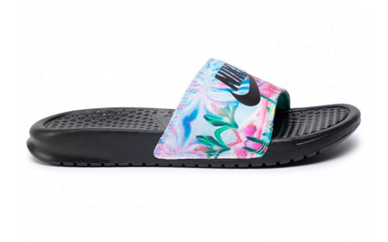 Acorazado fuerte claramente Chanclas Nike Benassi JDI Print negro floral mujer - Diseño confortable