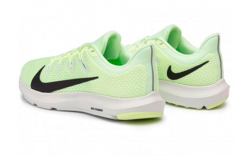 Nike Quest 2 Amarillo Blanco mujer - Cómodas y versátiles