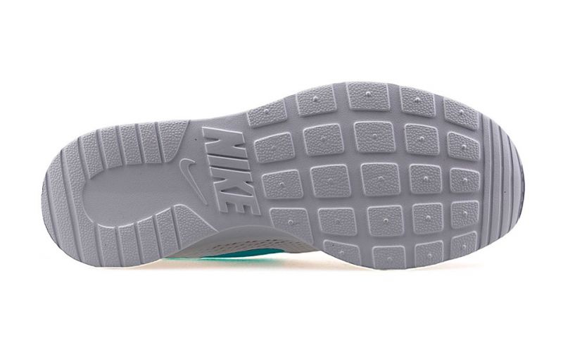 Nike Tanjun Blanco morado mujer - Diseño moderno