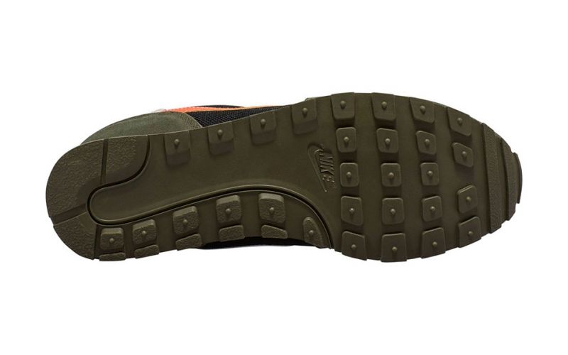 choque Disparidad Individualidad Nike MD Runner 2 Negro Naranja - Diseño y calidad