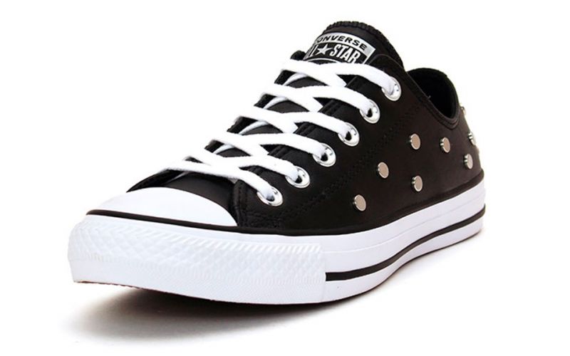 Chuck taylor all star studs low top outlet