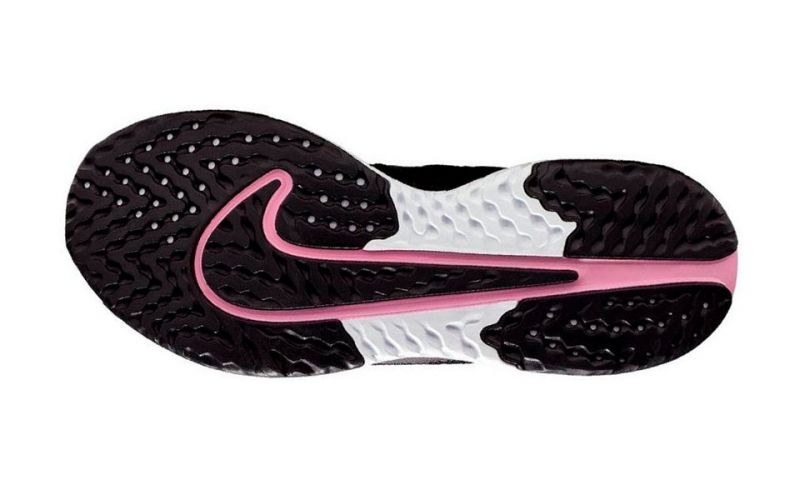 Nike Legend React 2 Negro Rosa Mujer - y ligera