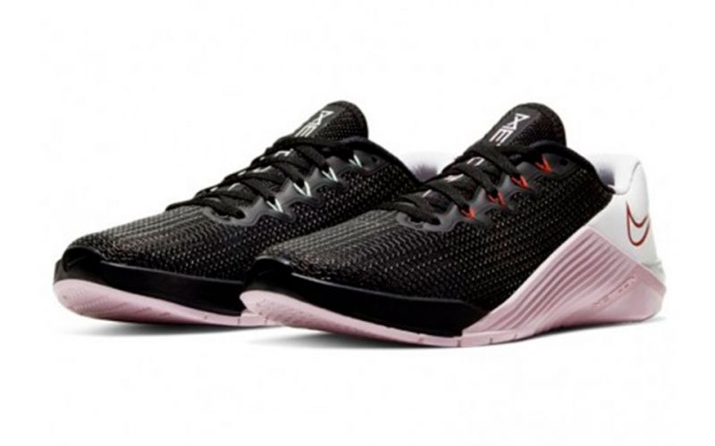 nike metcon black pink