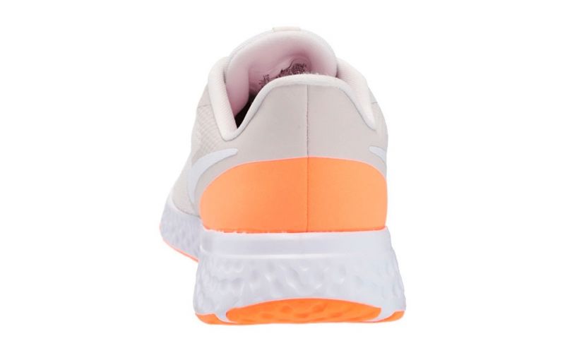 Nike revolution 5 white orange Clearance
