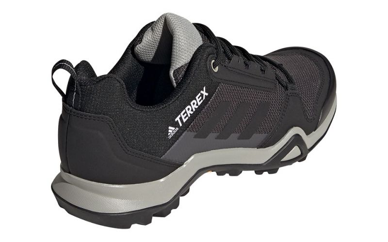 Terrex ax3 gris - y tracción