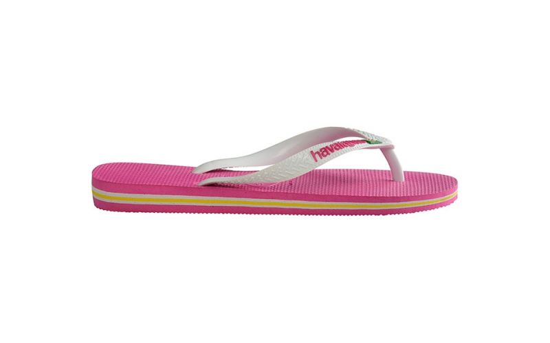 girls pink flip flops