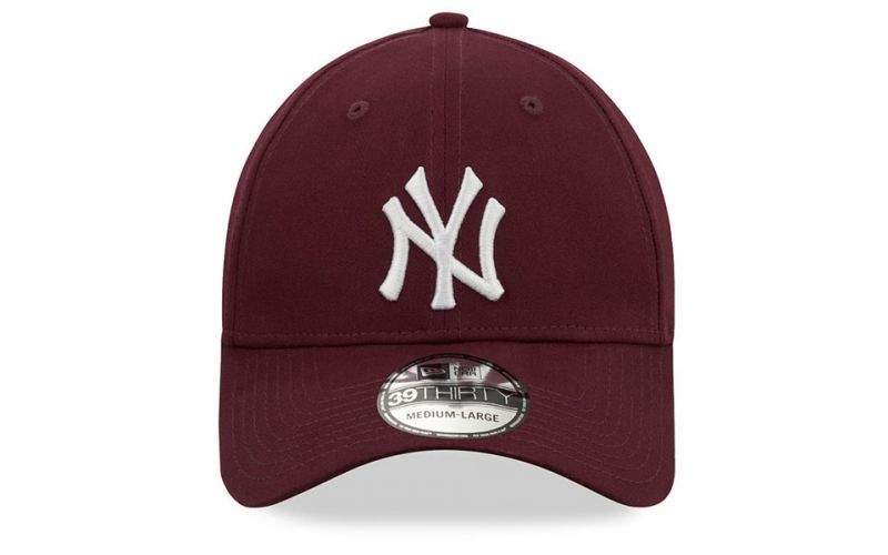 Gorra League Essential 39thirty Granate