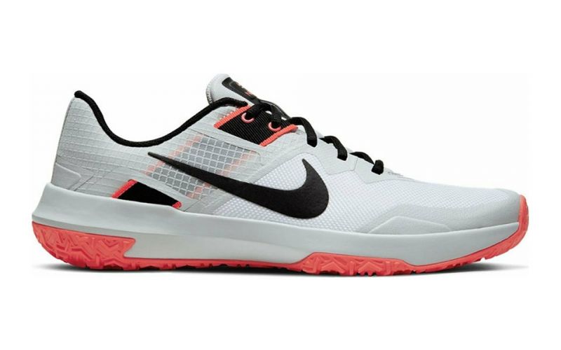 nike varsity compete tr 3