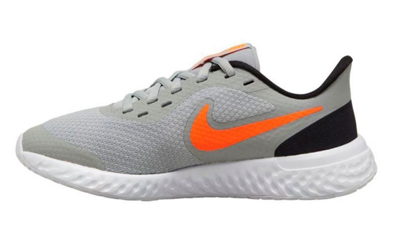 nike revolution 5 junior