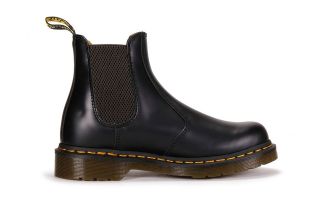 <center><b>Dr martens</b><br > <em>2976 NERO</em>