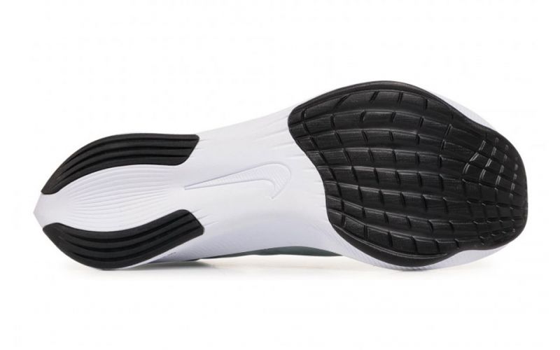 nike zoom fly white red