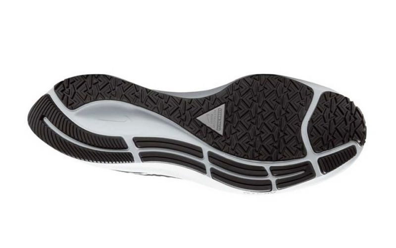 Nike Air Zoom Pegasus 37 Shield black white - Maximum breathability اختي احبك