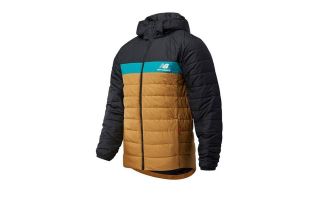 NEW BALANCE CHAQUETA ATHLETICS TERRAIN INS 78 NEGRO DORADO