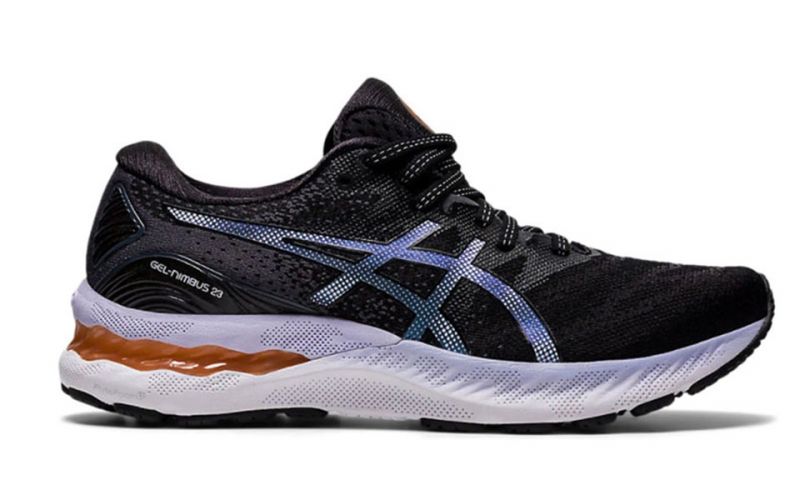 Asics Gel Nimbus 23 noir dor femme Technologie Flytefoam et Gel