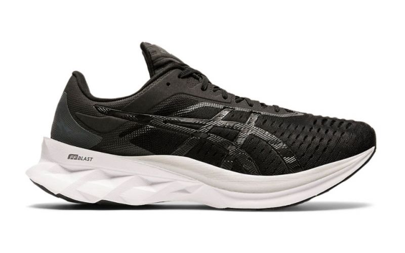 ASICS NOVABLAST - StreetProRunning