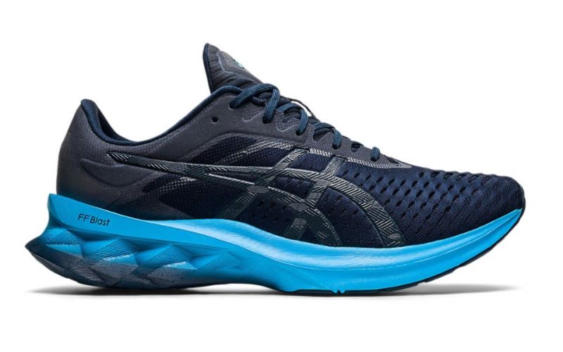ASICS NOVABLAST running hombre baratas ofertas outlet en StreetProRunning