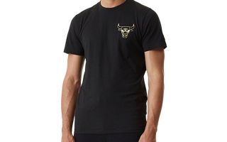New Era T SHIRT CHICAGO BULLS METALLIC LOGO BLACK