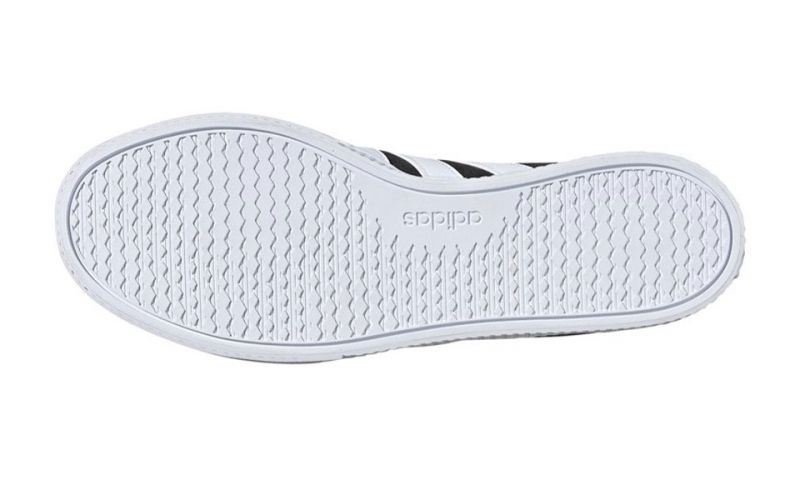 ADIDAS Daily 3.0 Black White - Comfortable design