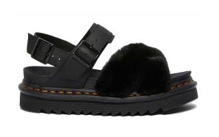 Dr martens SANDALIAS VOSS II FLUFFY HYDRO NEGRO